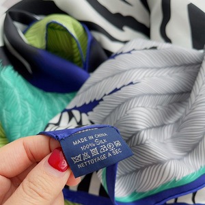 88*88ซม. ผ้าพันคอผ้าไหมมัลเบอร์รี่สีเขียวอ่อนหรูหราสำหรับผู้หญิงผ้าพันคอสี่เหลี่ยมสำหรับฤดูใบไม้ผลิและฤดูหนาว - Product Image 4