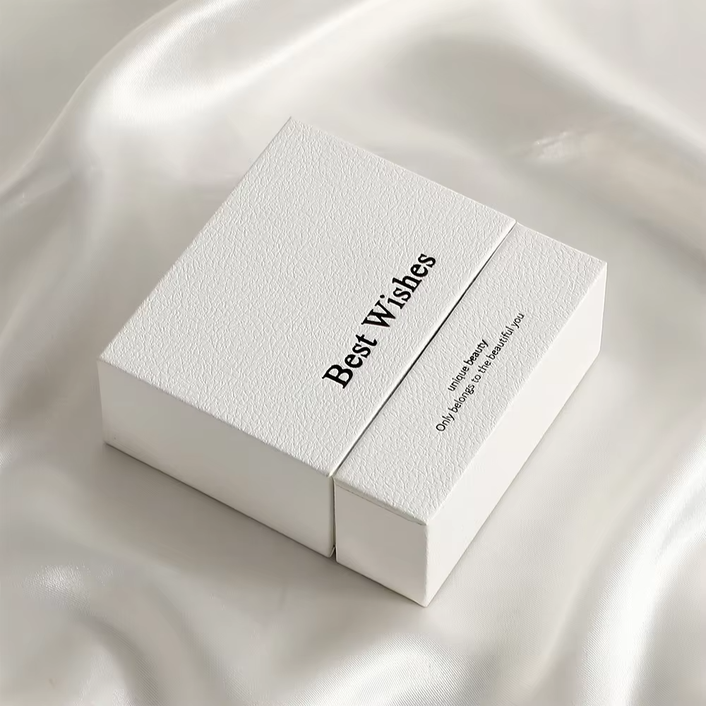 White(with sponge/no logo)