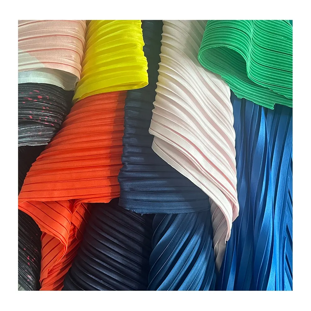 Eco-friendly Hot Selling White Blue Pleated Fabric For Drape Printed and 100 Polyester Knit Jersey Pleated Fabric For Dress
