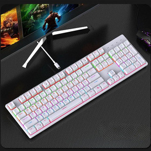 Piezas de PC portátil Teclado tipo C 104 Key Feel RGB LED Retroiluminado Gaming Keycap Teclados de computadora mecánicos