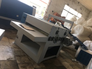 Kurulu edge kenar düzeltme testere çoklu bıçak testere çok rip testere ağaç işleme makineleri MJ-Q2-600-70-2D.