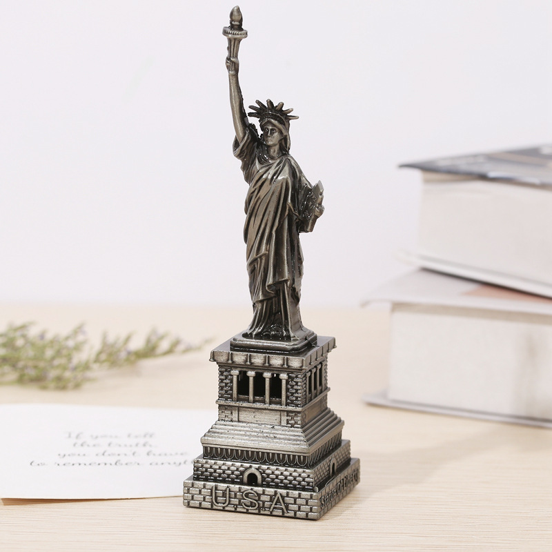 Estatua de la Libertad Plata 15cm