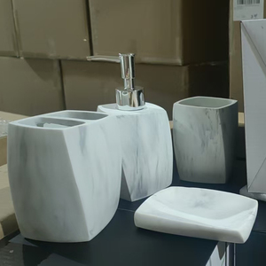 Polyresin Nordic gốm sứ phòng tắm thiết lập 4 pcs Minimalism trang trí nội thất xà phòng Dispenser <span class=keywords><strong>Set</strong></span> nhựa nhà phụ kiện phòng tắm thiết lập - Product Image 4