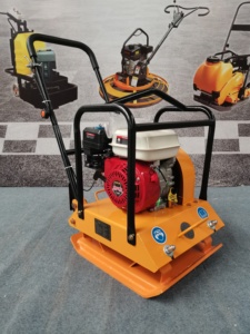Yol kenarlarında mükemmel değere sahip benzinli/dizel motor için C120 taşınabilir plaka kompaktörü - Product Image 4