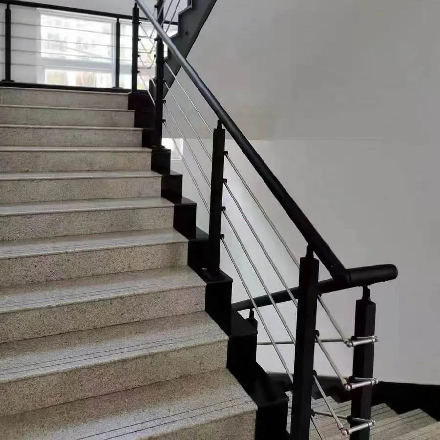 현대 스테인레스 스틸 포스트 난간 야외 발코니 계단
