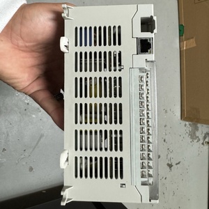 1766-L32AWA Original AB Programmier bares Logik-Controller-Modul Brandneues SPS-MicroLogix-System Ein Jahr Garantie - Product Image 3
