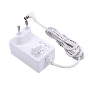12 v 1.5a电源适配器12 v 1a 2a 5a电源ac 110v-240v输入至dc输出，用于路由器，LED，摄像机和大多数12v设备