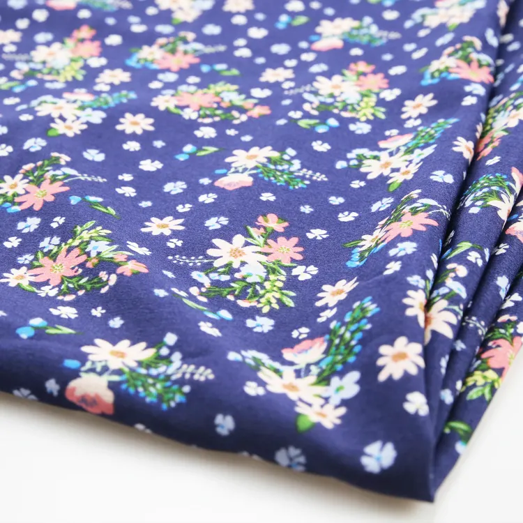 Japan Korea Blau Weiß Kleine Blumen Druck Kleidungs stück Textil 100 Polyester Stoff Für Elastisches Tuch