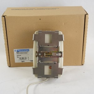 Neuer und originaler Plc XBTZGUMP USB Gateway Harmony XBT Open Box SPS-Programmier controller - Product Image 3