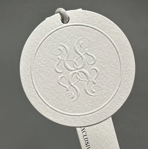 Etiqueta colgante de papel en relieve de lujo, etiqueta colgante de columpio personalizada, accesorios de ropa, etiquetas de ropa para ropa con cuerda - Product Image 4