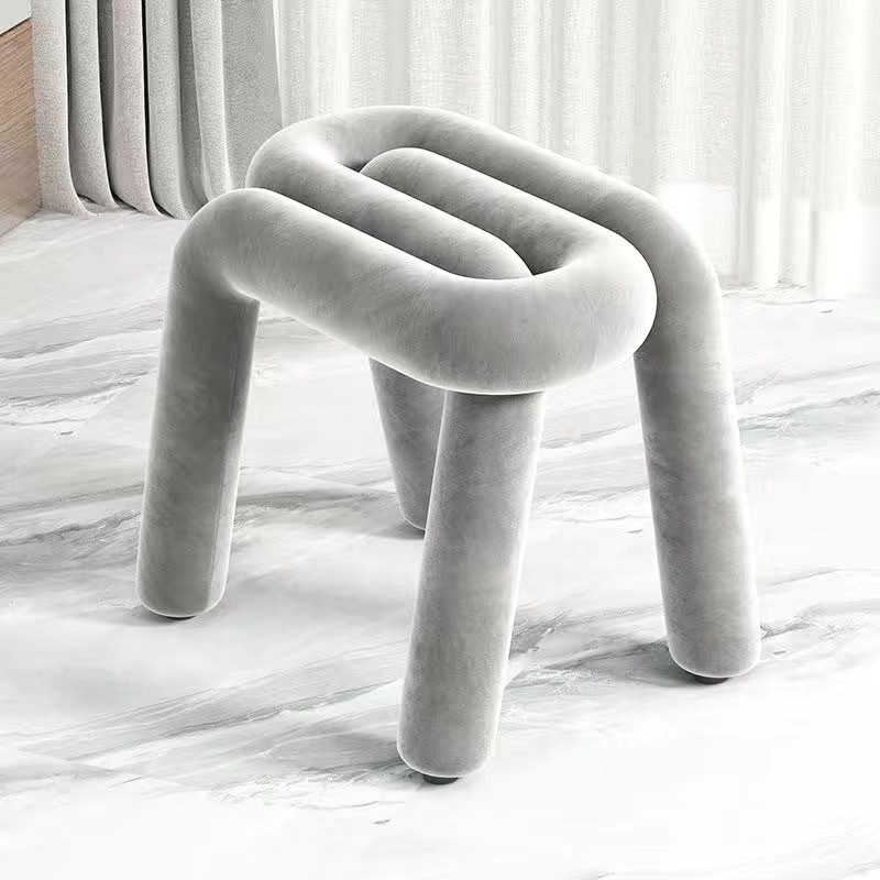 Tabouret court gris