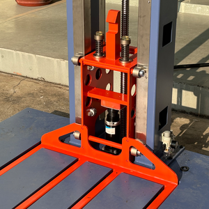 La máquina de prueba de caída cero JY Carton se utiliza en el laboratorio para simular la caída de transporte de cartón - Product Image 3