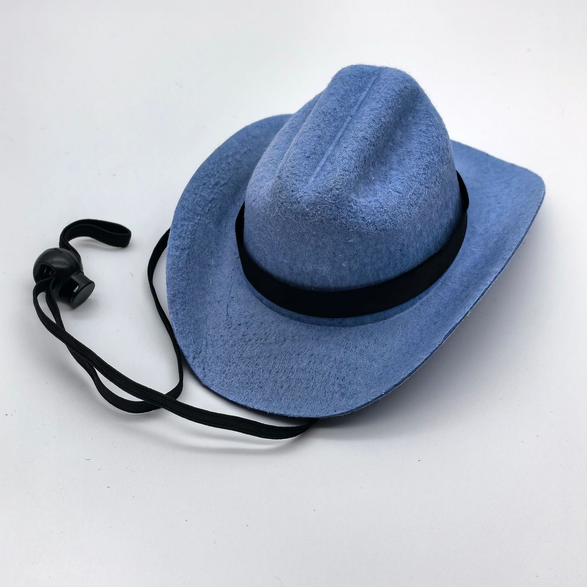 Cordon de menton en ruban bleu