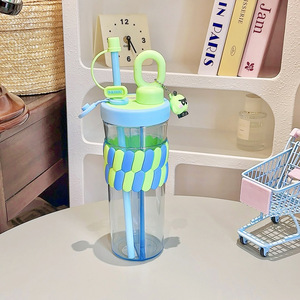 ふたストロー付き夏の美しいカップ夏の家庭用ドリンクカップ女性の新しい2024フルーツジュースミルクティーコーヒーカップ