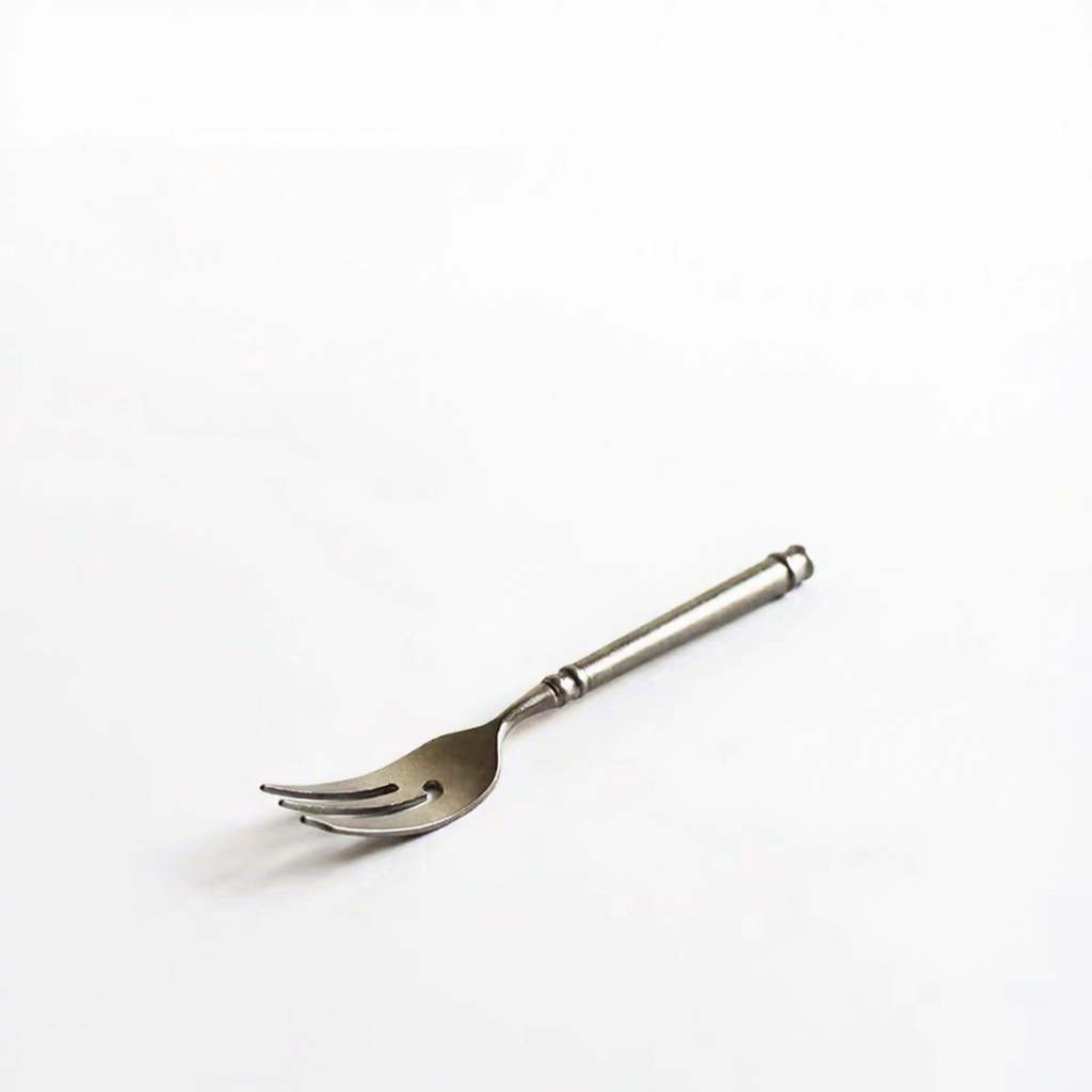 Tenedor para pastel de plata
