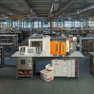 Hochwertige Wechsel richter antriebs module SPS-PAC und spezielle Steuerungen mit Mensch-Maschine-Schnitts telle X20BR9300