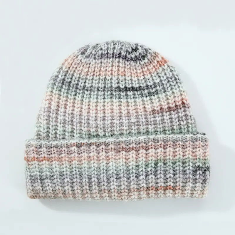 2024 nuevo Otoño Invierno señoras lana mezclada plegable puño moda Ombre gradiente tejido hilo acrílico tejido gorro calavera gorras