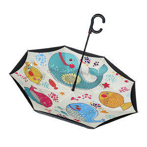 Bonito Baleia Impresso <span class=keywords><strong>Auto</strong></span> aberto Invertido Guarda-chuva Windproof Waterproof Recurso Reverso <span class=keywords><strong>Umbrella</strong></span> com forma <span class=keywords><strong>C</strong></span> Punho De Plástico