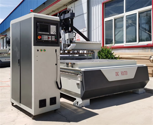 1530 Lineal Atc Automático Madera CNC Router Cambio con Controlador Syntec 3D Carpintería Router MDF Puerta Gabinete Muebles