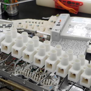 Bloque de terminales tipo U compatible con CE ROHS 3A-100A - Product Image 2