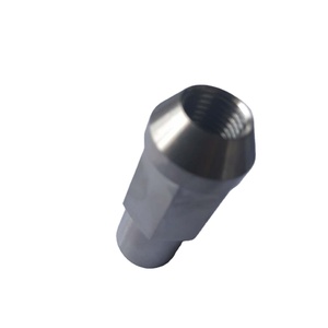 Yüksek kaliteli özel oto tekerlek M14X1.5 titanyum alaşımlı Lug fındık - Product Image 2