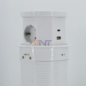Socket EU con caricatore wireless caricabatterie rapido per ufficio presa da tavolo per desktop 3 AC 1 USB A + C