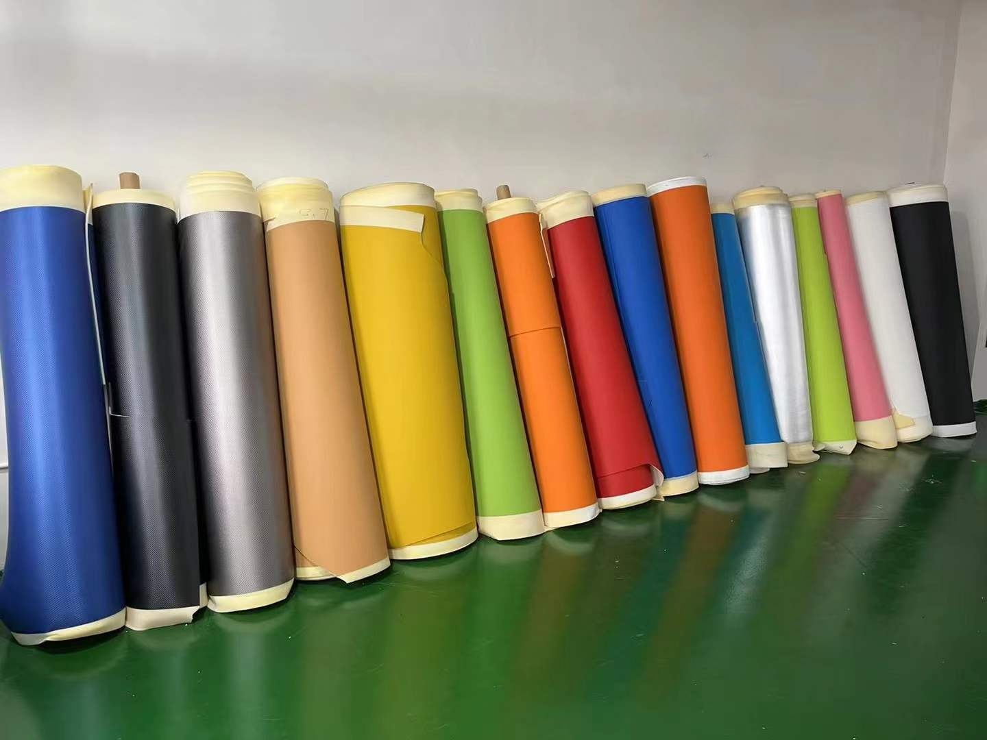 สีดำ