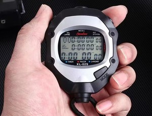 Многофункциональный электронный ручной трехрядный пользовательский хронометр водонепроницаемый цифровой светодиодный Секундомер большой памяти - Product Image 2