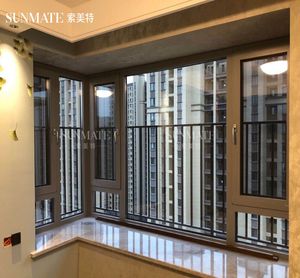 Blaue Flagge ES77 Modernes Design Schiebefenster aus Aluminium legierung Integrierte Innen öffnung mit Diebstahls icherungs funktion des Spül ventilators