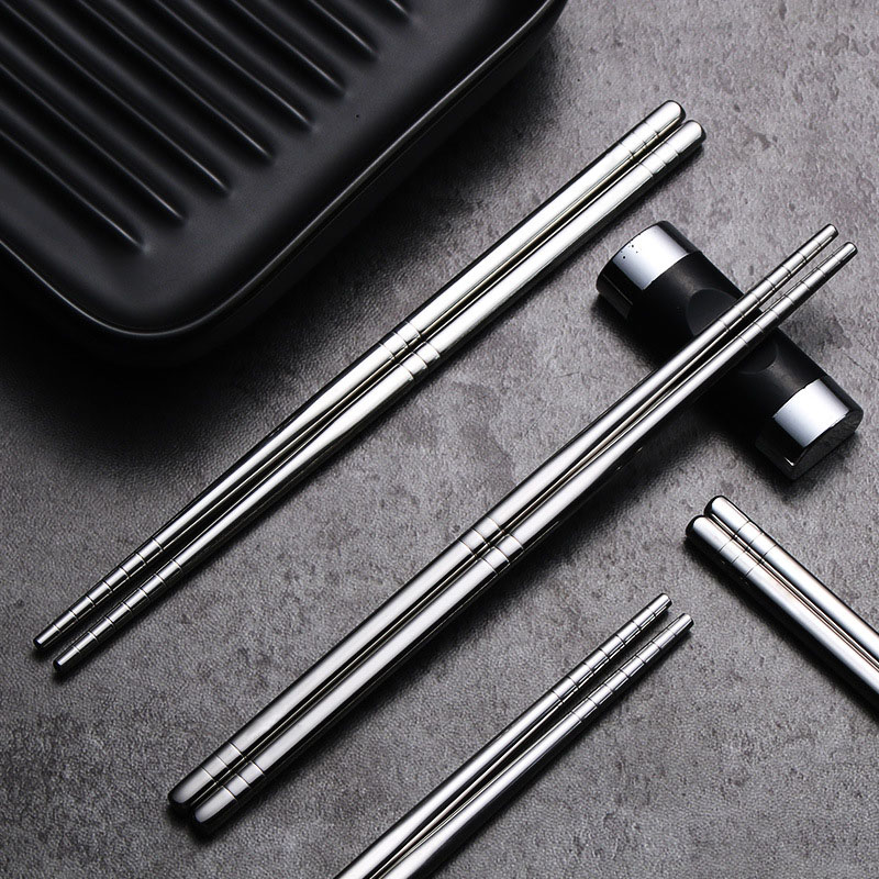 304 Metal Traditional Korean Lightweight Chopstick set gift Chinese chopsticks with logo Hot Sale Supermarket