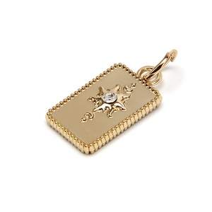 Etiqueta Metálica Personalizável e Ecológica em Liga de Zinco à Prova d'Água para Roupas e Moda Praia, Etiquetas de Logo e Embalagem - Product Image 1