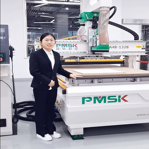 Legno 12 strumento Cnc macchina Router di nidificazione con tavolo di carico e scarico