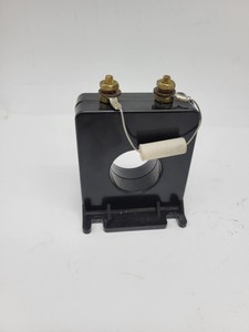 Neue und originale Plc 2 SFT201 Stromwandler Schwarz Verhältnis 200:5A 4VA 600V 50400HZ Klasse 10 SPS-Programmier steuerung - Product Image 6