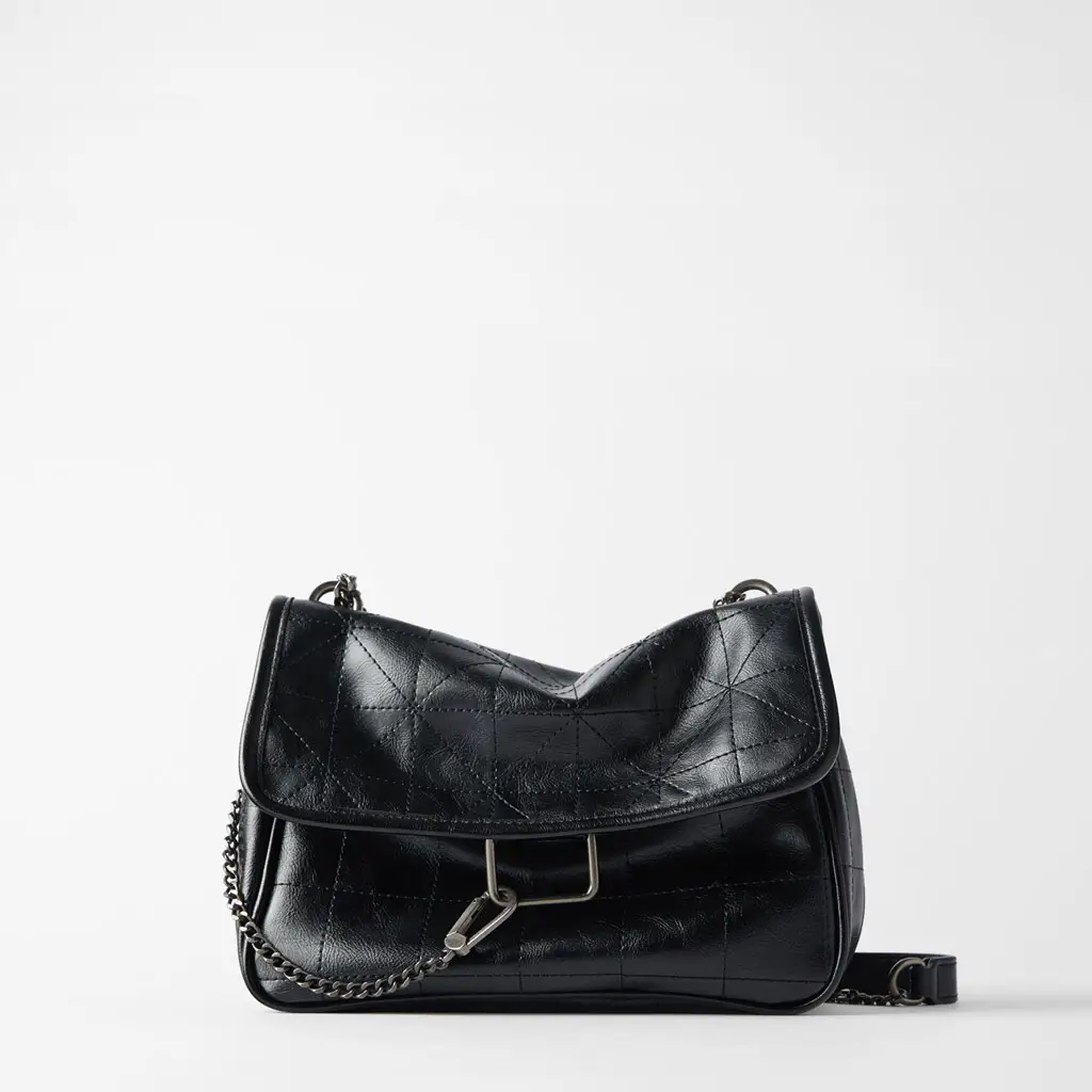 ZAブランドデザイナーの新しいスタイルの女性のバッグブラックロックンロールスタイルは柔らかい質的な財布タイプのクロスボディバッグです