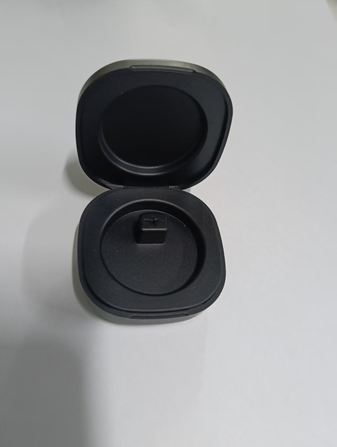 Bac de chargement carré noir