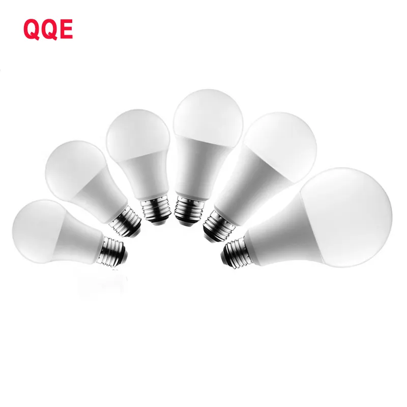 Ev kullanımı için 7 Watt şarj edilebilir LED ampul 5 Watt LED enerji verimli aydınlatma çözümü ile karşılaştırılabilir
