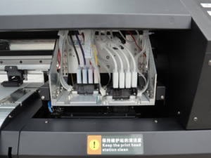 白色墨水直接到胶片打印机塑料溶胶胶印热转印喷墨印刷机XP600 DTF打印机，带振动筛和干燥机 - Product Image 3