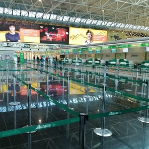 Sân Bay Xây Dựng Đúc Sắt Cơ Sở Thép Không Gỉ Vành Đai Kiểm Soát Đám Đông <span class=keywords><strong>Retractable</strong></span> Barrier <span class=keywords><strong>Queue</strong></span> <span class=keywords><strong>Stanchion</strong></span> Pole - Product Image 6