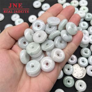 Toptan Myanmar zümrüt yuvarlak yeşim kolye erkek ve kadın buz mumsu çeşit yeşim 18Mm barış toka kolye yedek parça