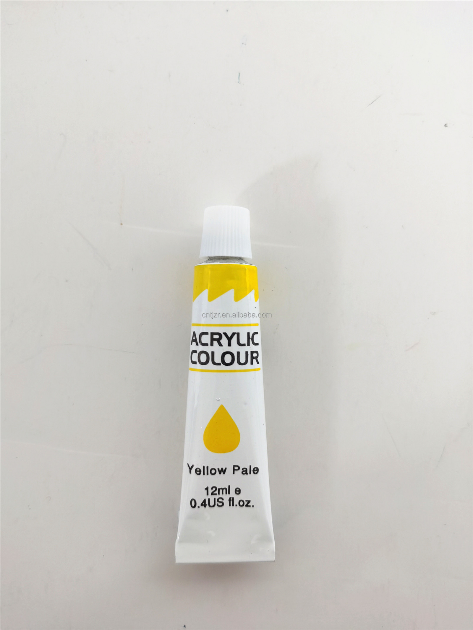 Jaune pâle