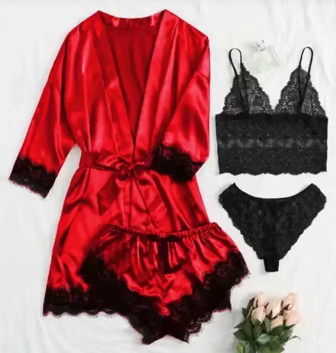 Rouge avec dentelle noire