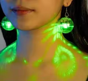 Rts Chất Lượng Cao LED Disco Flash Bóng Mặt Dây Chuyền Bông Tai Sáng Vũ Trường Bóng Kết Hợp USB Sạc - Product Image 6