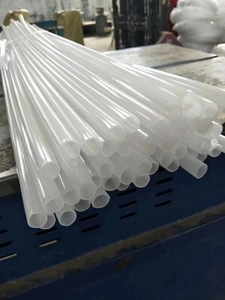 輸出ヨーロッパ医療グレード<span class=keywords><strong>PTFE</strong></span>チューブfep熱収縮ホース製薬産業T-テフロンチューブ<span class=keywords><strong>Ptfe</strong></span>