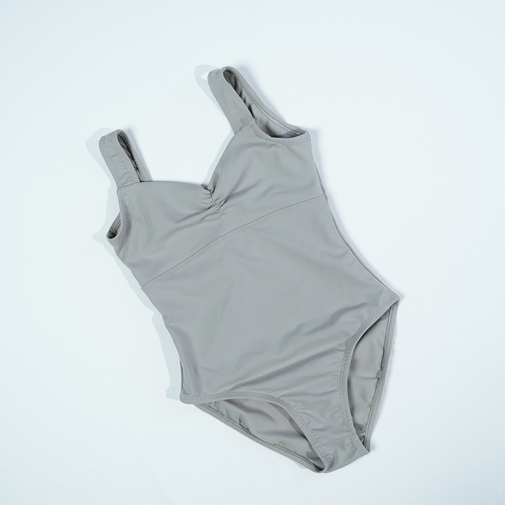 Gris foncé