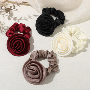 新款手工丝绸手感缎面玫瑰发带女女士弹性发带经典奢华面料 - Product Image 4