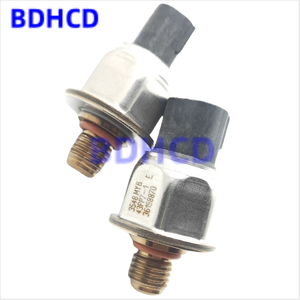 43PP7-1 Sensor de presión de riel diésel Sensor de sistema de combustible Sensor de piezas de motor Conjunto de sistemas de motor de coche 43PP7-1 - Product Image 4