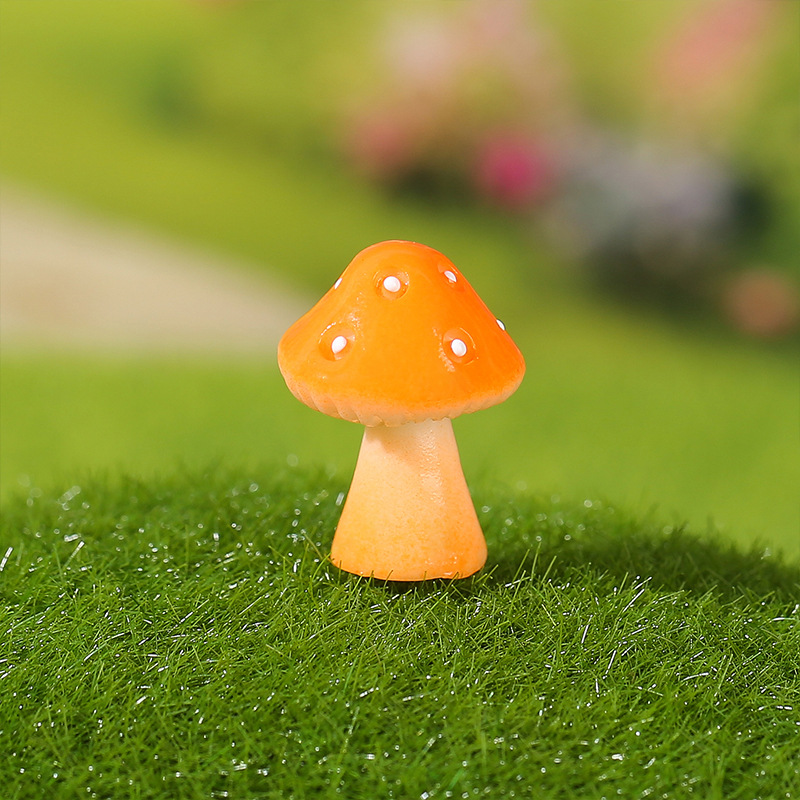 White dot mushroom