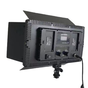 Yifa özel son tasarım en kaliteli 50w RGB fotoğraf ışığı canlı yayın ışık dolgu ışığı oturma odası olaylar için gösterir - Product Image 3