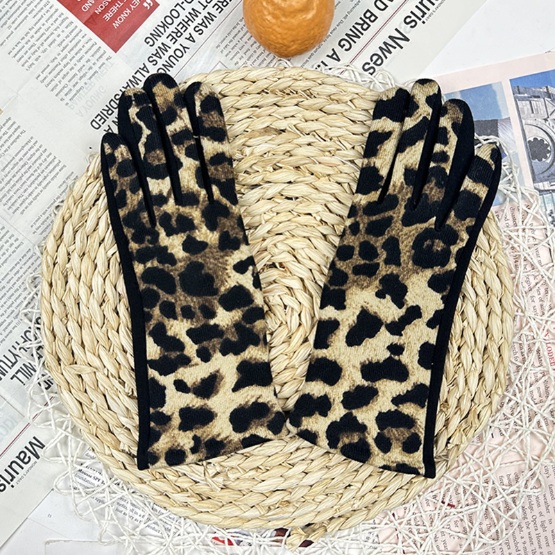 MM20708 #5 leopard colored 5