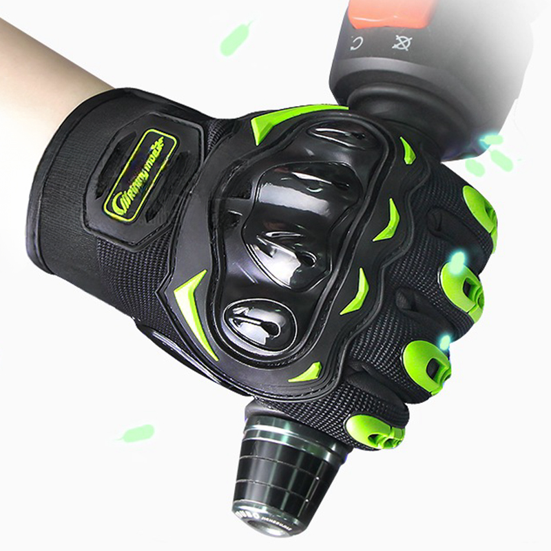 Noir, orange, vert